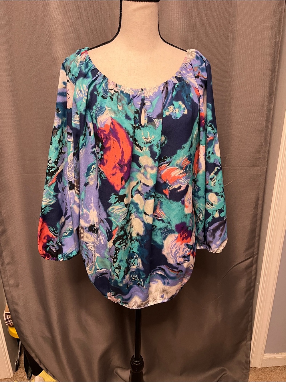 Violet & Claire Abstract Peasant Blouse in Teal, Navy & Coral